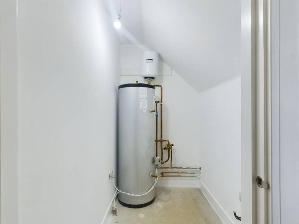 Additional image 28 of South View, Ardallie, AB42