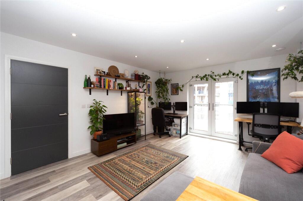 Additional image 26 of Trade Street, Butetown, Cardiff, CF10