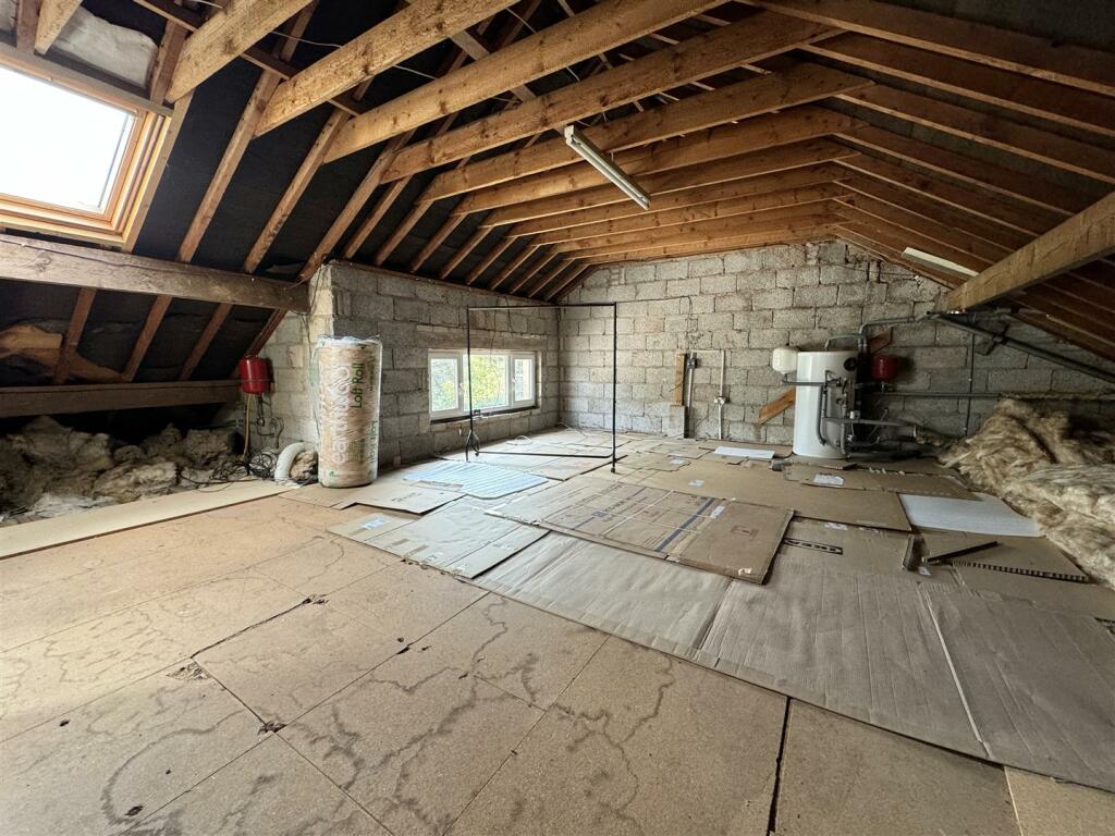 Additional image 18 of Sandwith