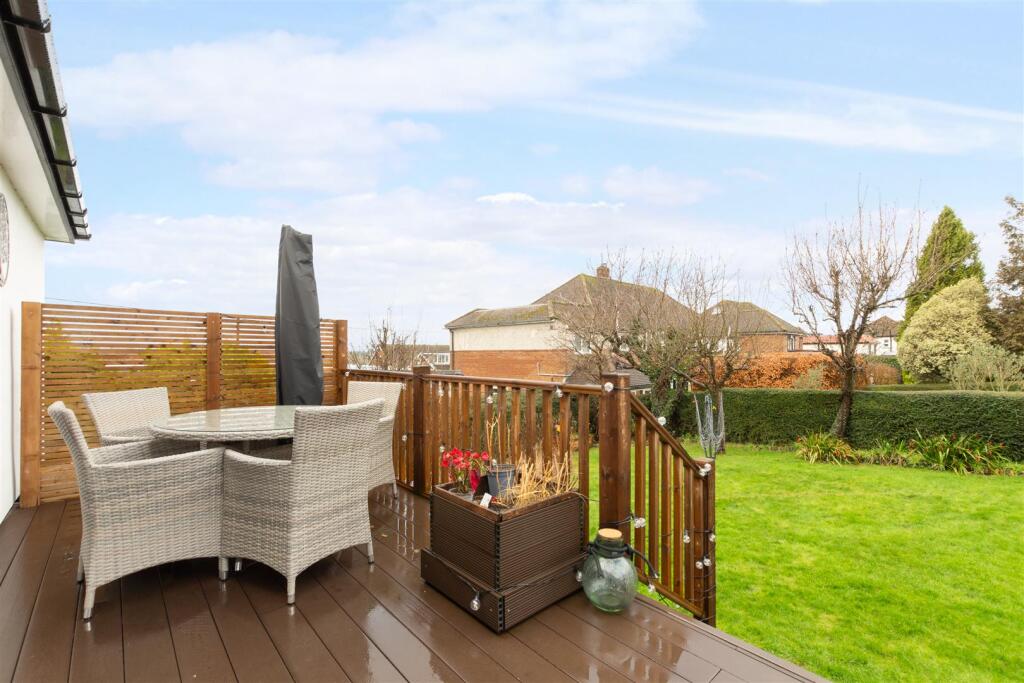 Additional image 15 of Worlds End Lane, Green Street Green