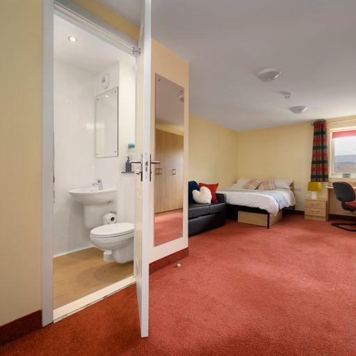 Additional image 6 of 6 bed student flat all ensuite all inclusive, Harborne, groups up to 6 welcome, excellent discounts, safe area