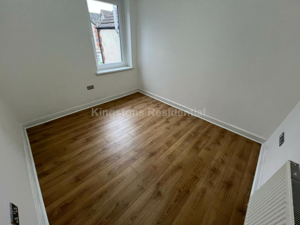 Additional image 7 of Modern 7 bedroom property in Angus Street