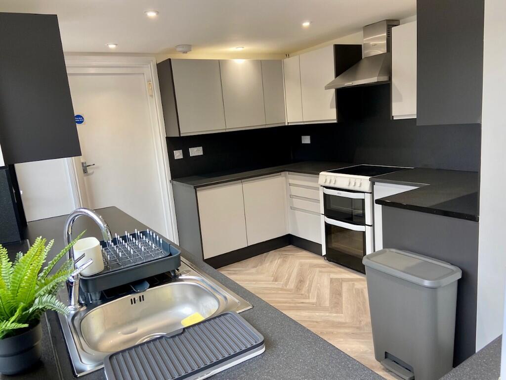 Additional image 5 of Oak Tree Lane, Birmingham, B29