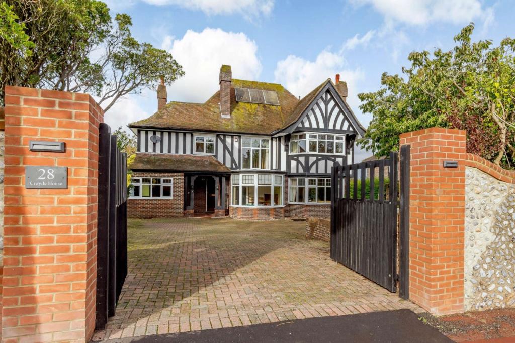 Additional image 3 of Prideaux Road, Eastbourne, East Sussex