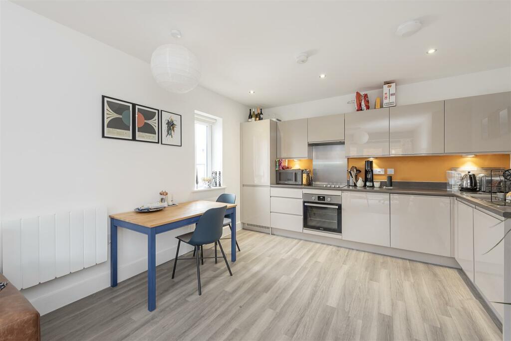 Additional image 7 of Hedley Road, St. Albans