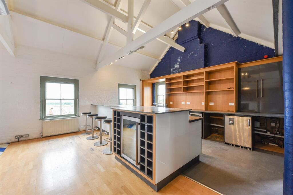 Additional image 15 of Tarrant Street, Arundel