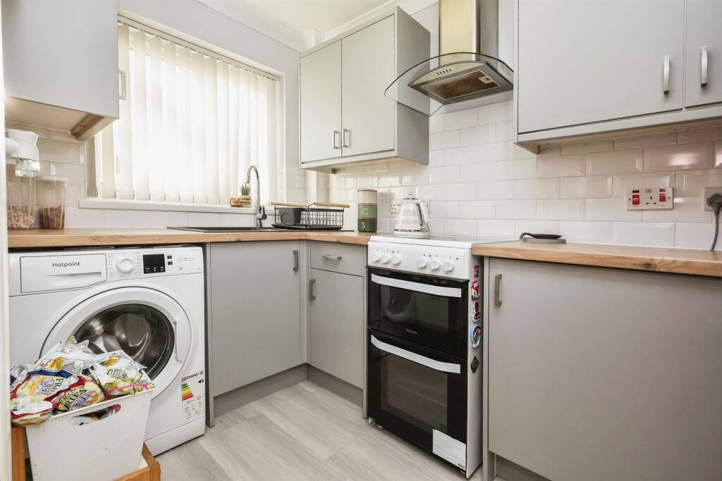 Additional image 18 of Apperley Way, Halesowen
