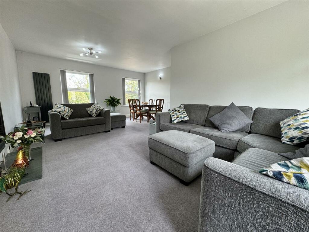 Additional image 2 of Sandwith