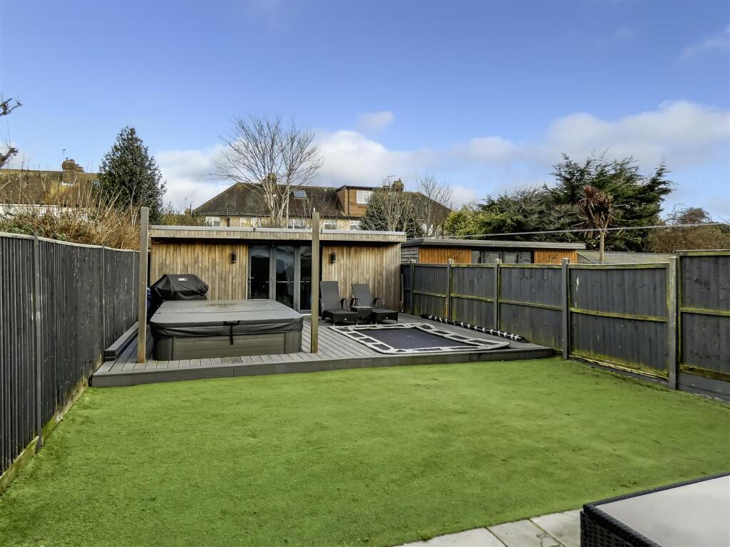 Additional image 17 of Tennyson Avenue, Rustington