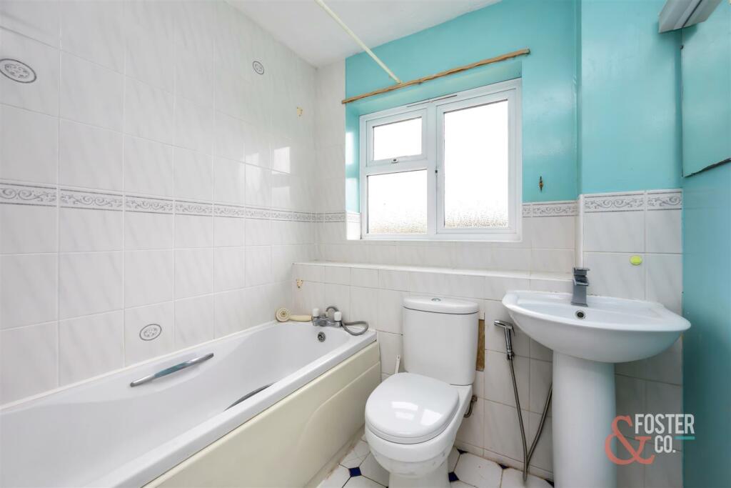 Additional image 12 of Stag Close, Henfield