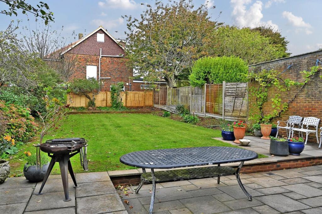 Additional image 17 of The Droveway, Hove