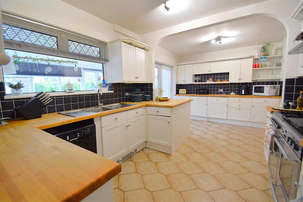 Additional image 19 of Marissal Road, Henbury