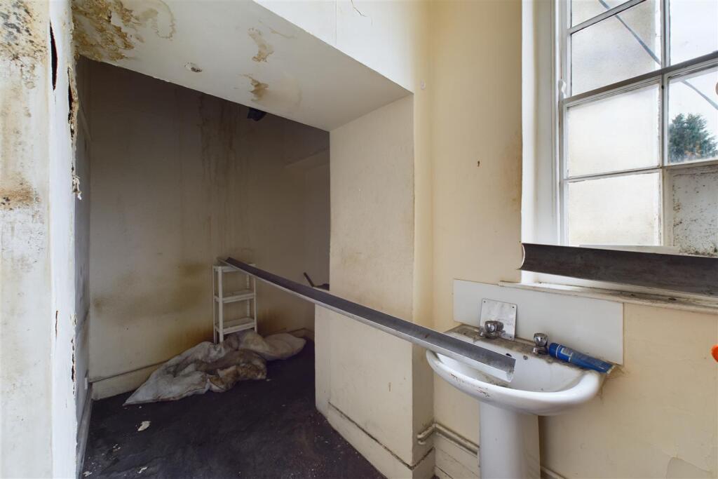 Additional image 21 of DETACHED | 43 BED HMO | BRISLINGTON