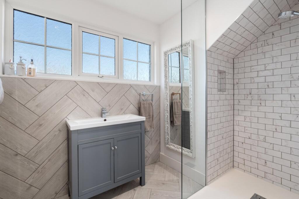 Additional image 26 of Weavers Close, West Moors, Ferndown, Dorset, BH22