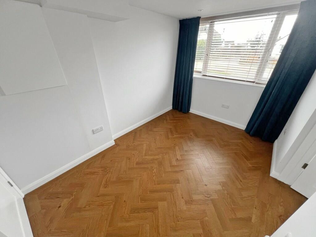 Additional image 11 of Weald Dyke, Shoreham-by-Sea