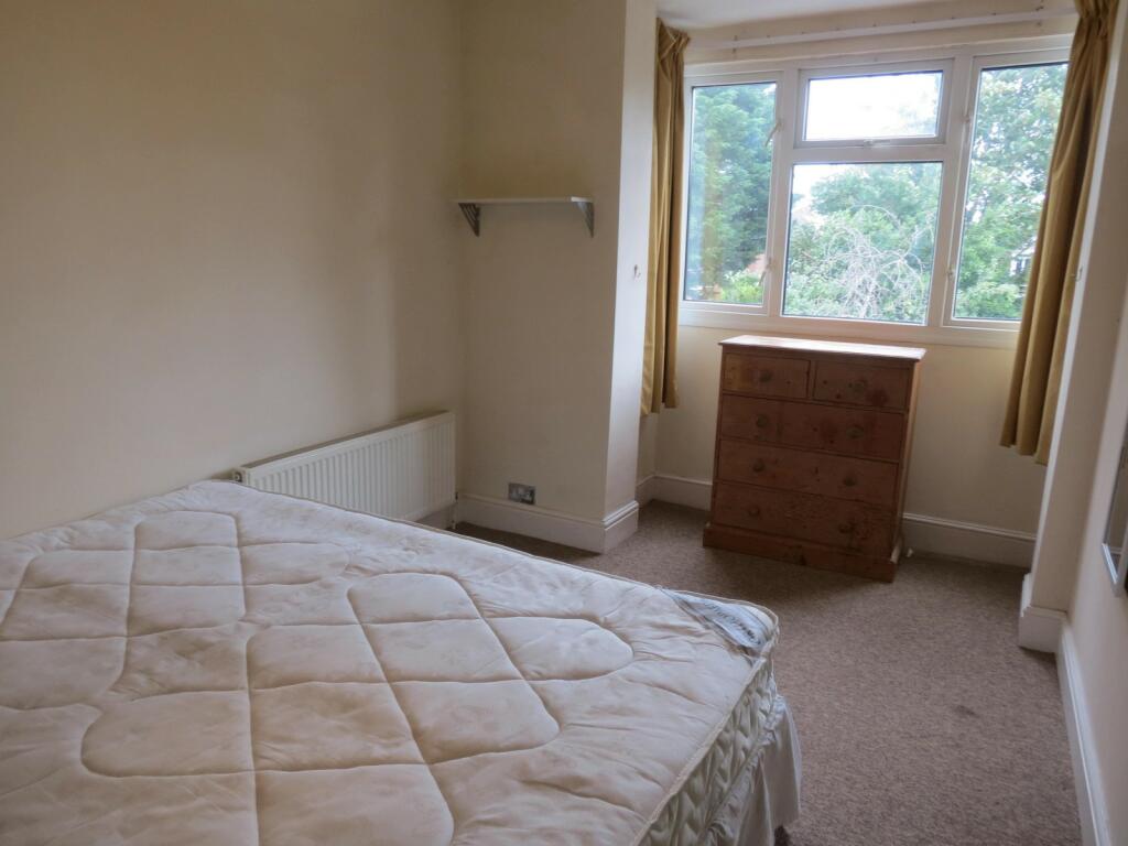 Additional image 7 of 6 bedroom Detached House in Winton