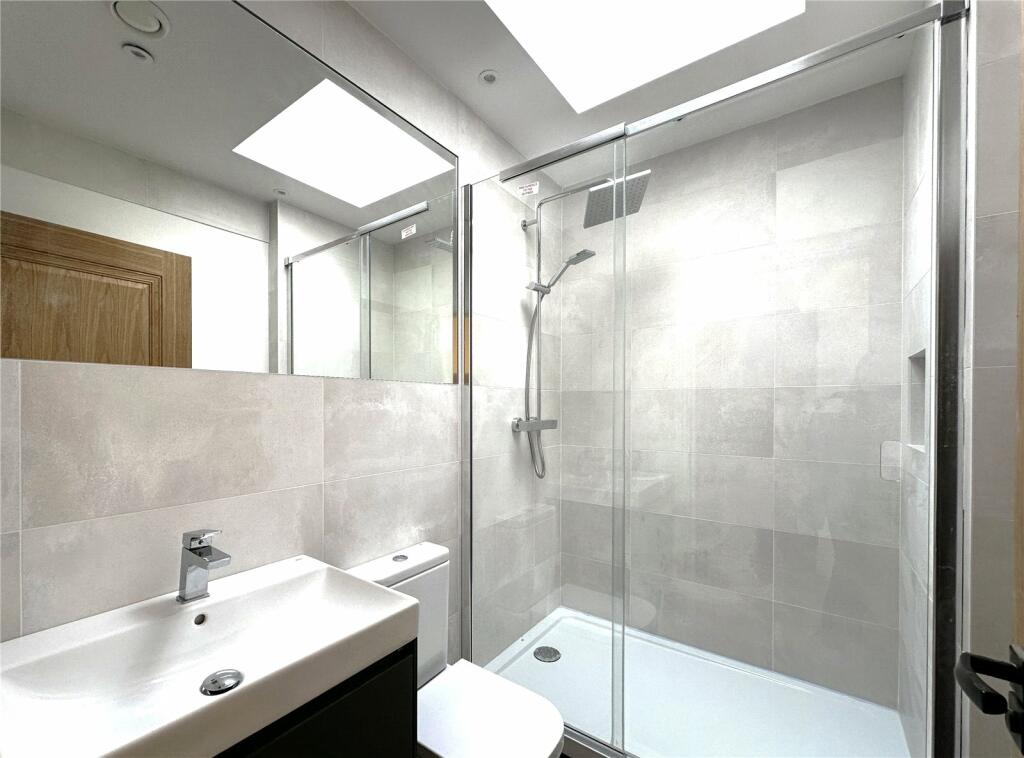 Additional image 8 of Park Place, Cardiff, CF10