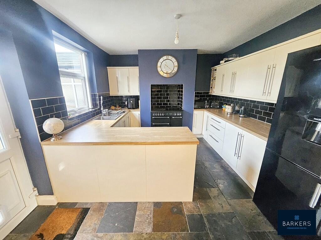 Additional image 8 of Ghyllroyd Avenue, Birkenshaw