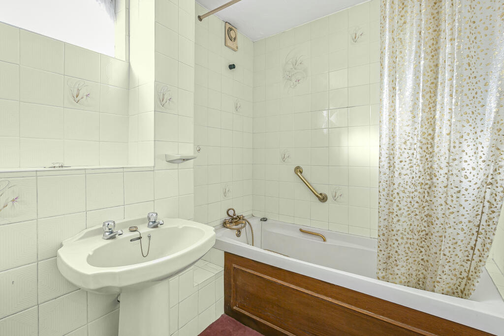 Additional image 14 of Antonine Gate, St. Albans, Hertfordshire, AL3