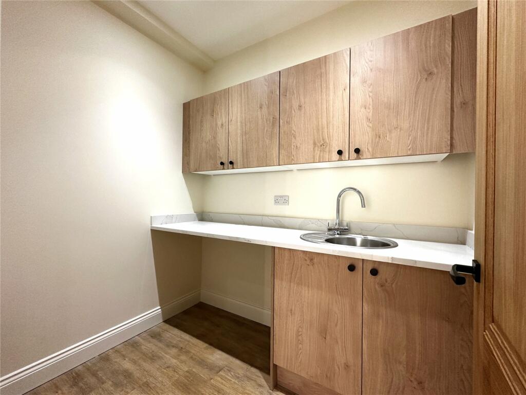 Additional image 6 of Park Place, Cardiff, CF10