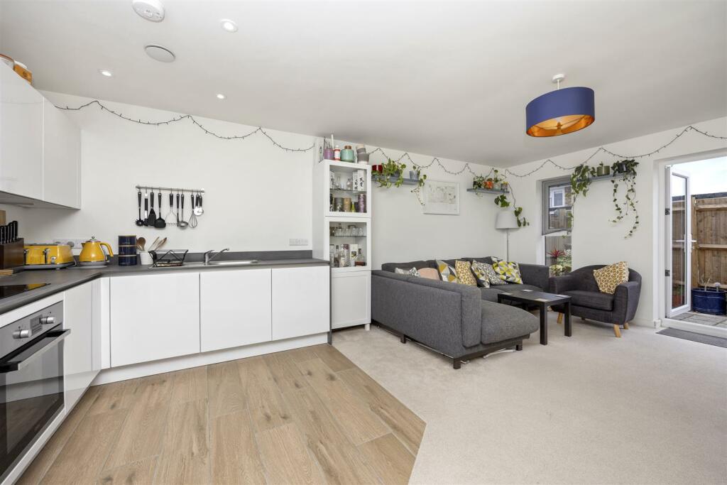 Additional image 7 of Rowan Close, Portslade, Brighton