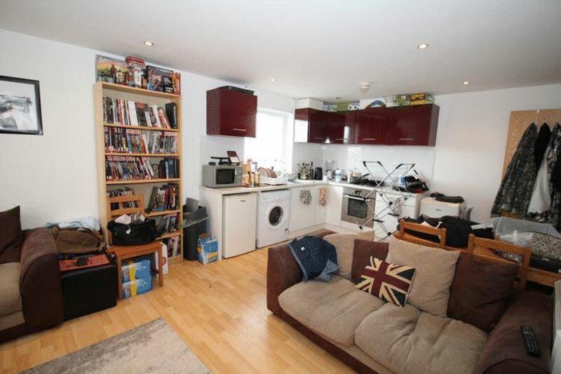 Additional image 3 of Spacious 2 Bedroom first floor Investment property close to University Buildings.