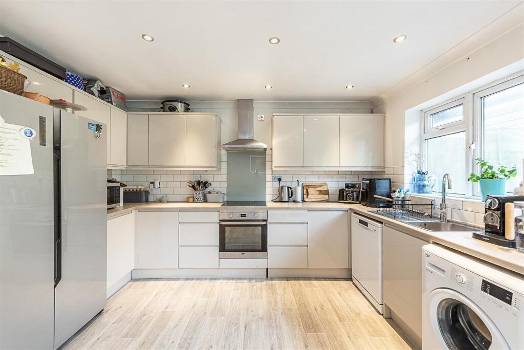 Additional image 14 of Lower Luton Road, Harpenden