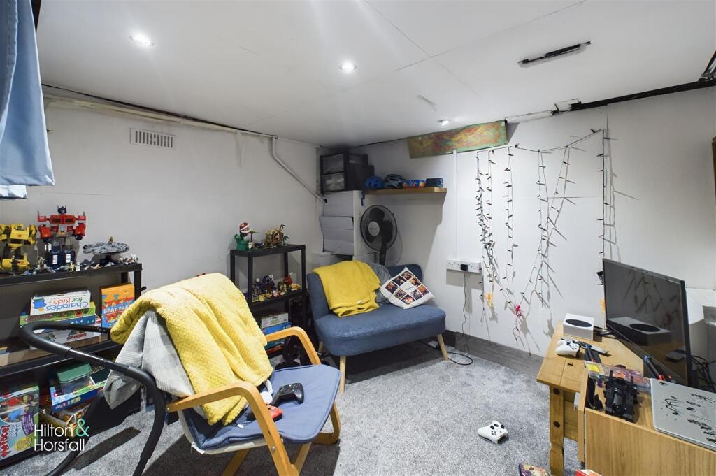 Additional image 5 of Spring Lane, Colne