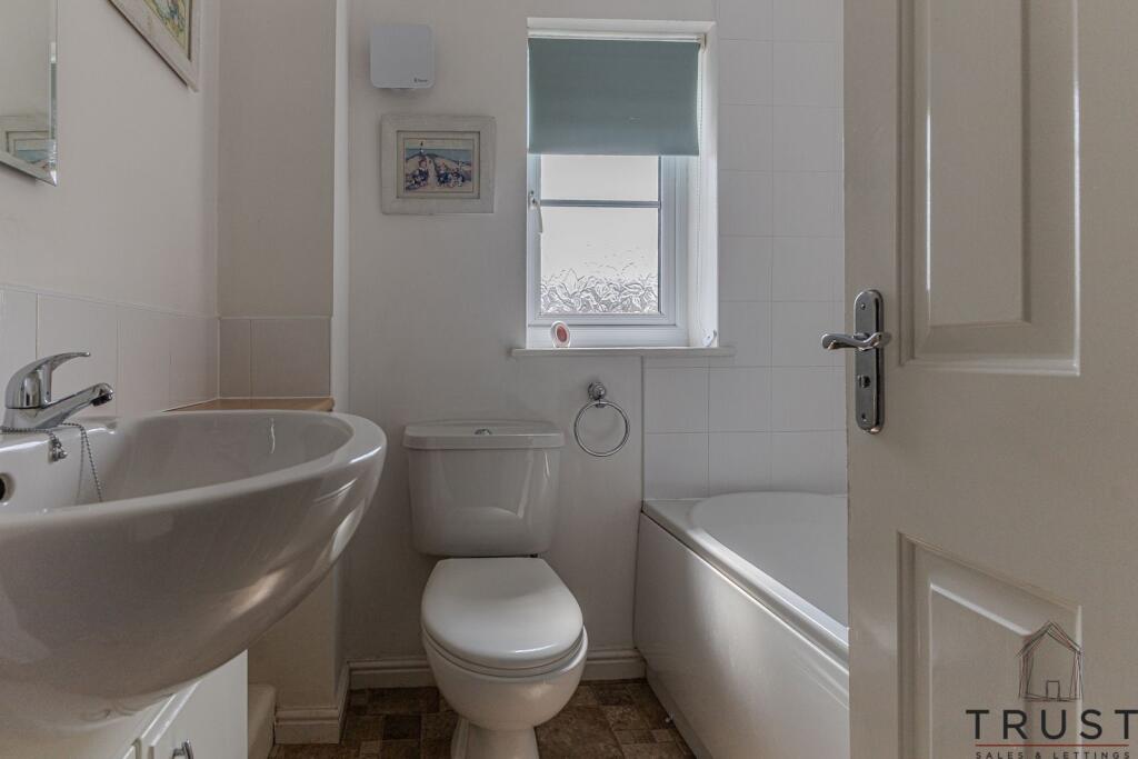 Additional image 15 of Manor Park Road, Cleckheaton