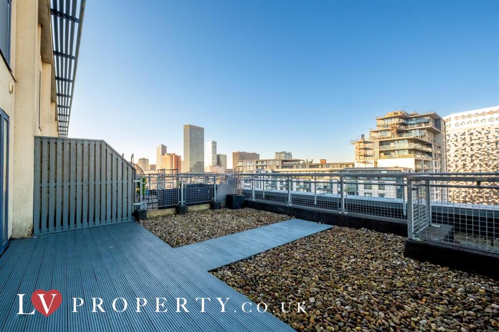 Additional image 23 of Royal Arch Apartments, The Mailbox