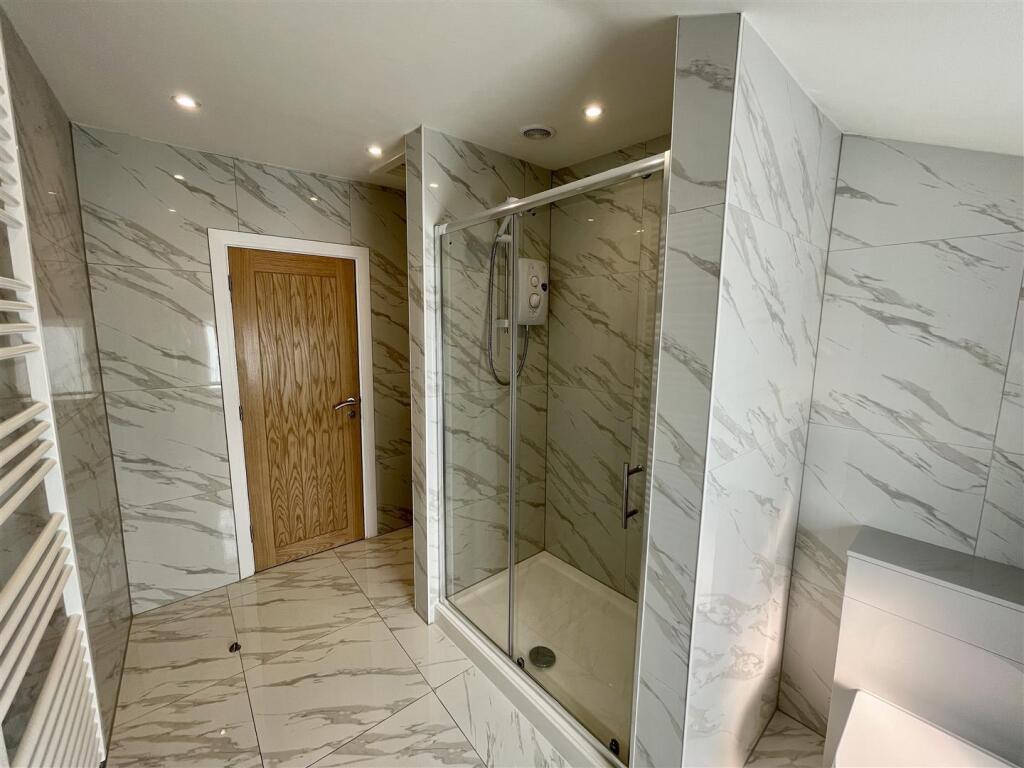 Additional image 14 of 4 BED HOUSE, BEDFORD STREET