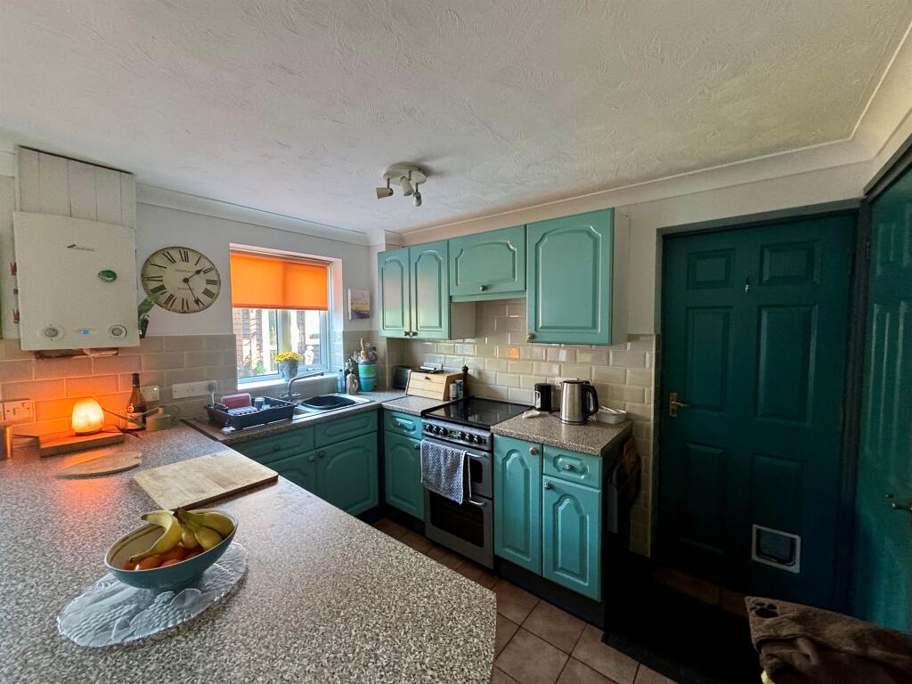 Additional image 8 of The Covers, Seaford