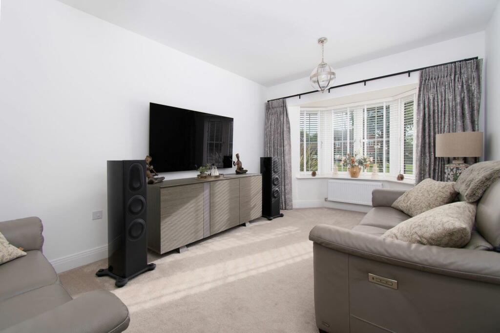 Additional image 5 of Highfields Caldecote, CB23 7BW