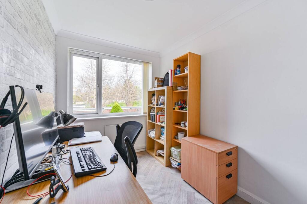 Additional image 10 of Albemarle Road, Beckenham, BR3