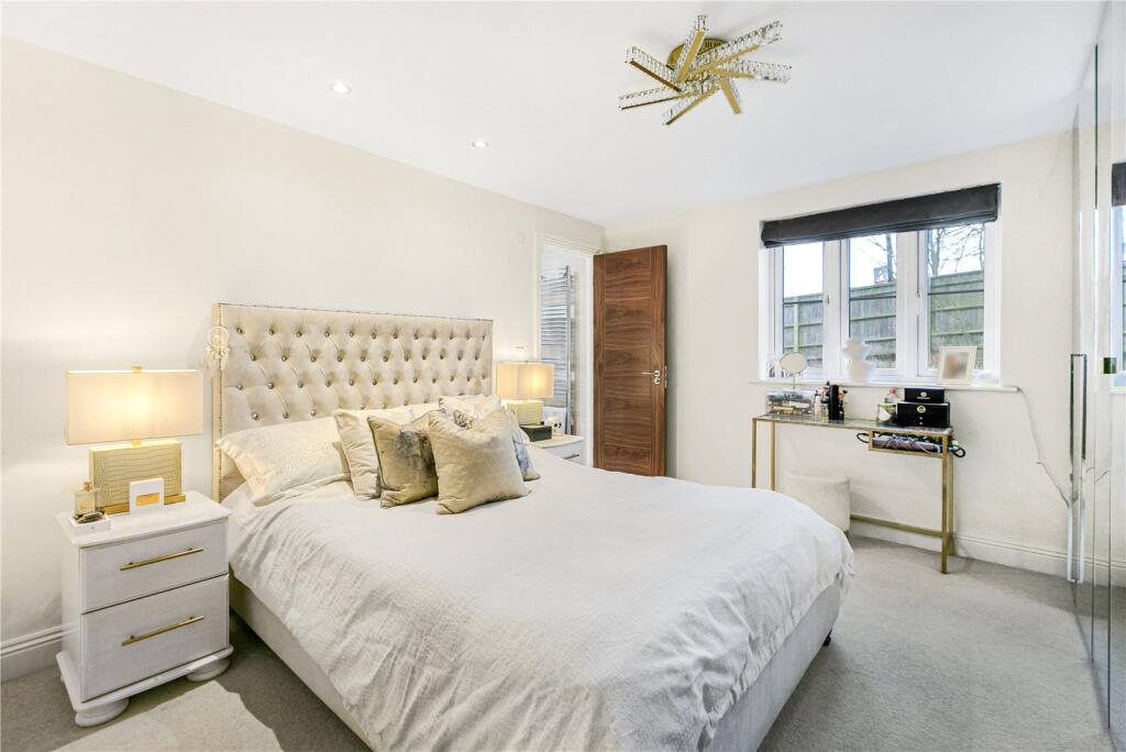 Additional image 9 of Green Close, Brookmans Park, Hertfordshire, AL9