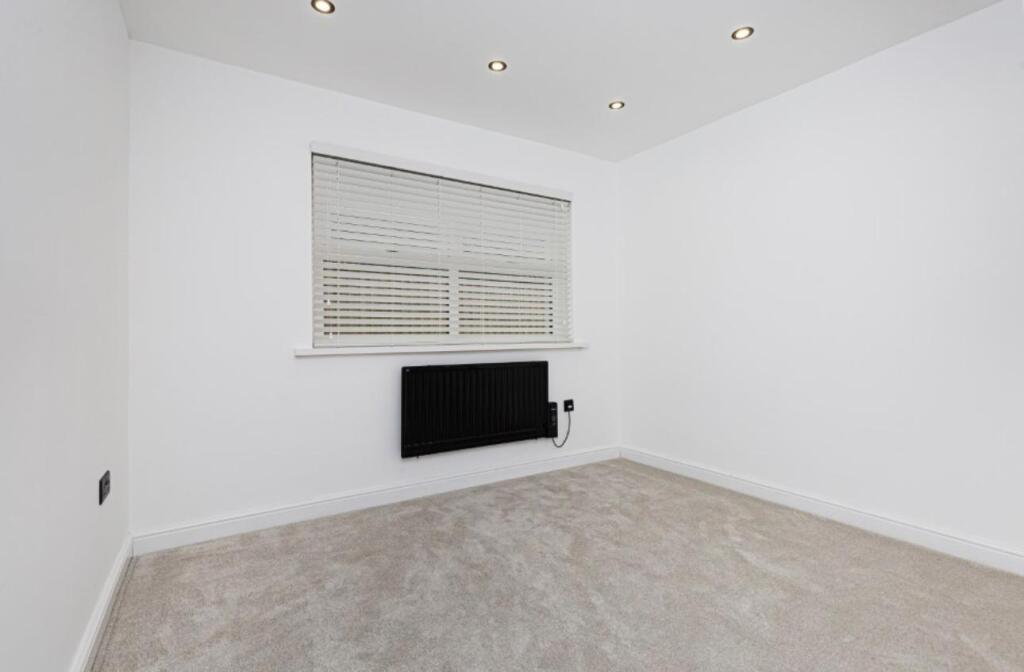 Additional image 22 of Undercliffe Road, Bradford, BD2 3BJ