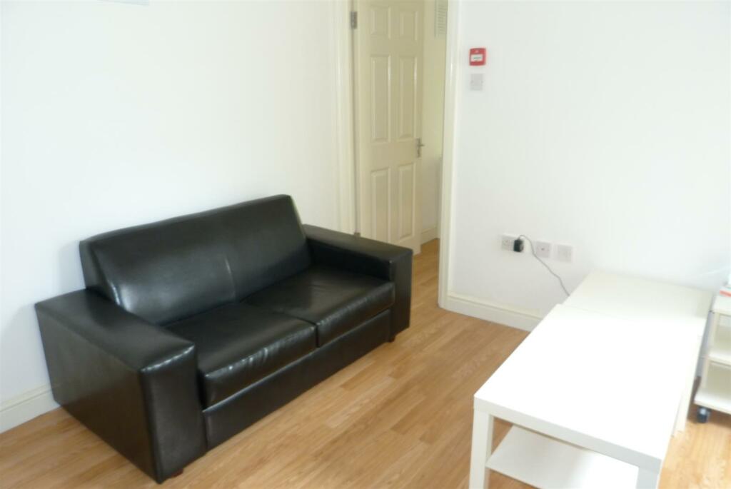 Additional image 6 of Colum Road, Cathays