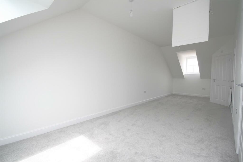 Additional image 15 of Starling Drive, Peacehaven