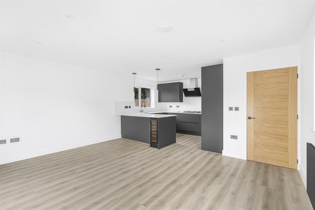 Additional image 5 of Peaslands Road, Saffron Walden