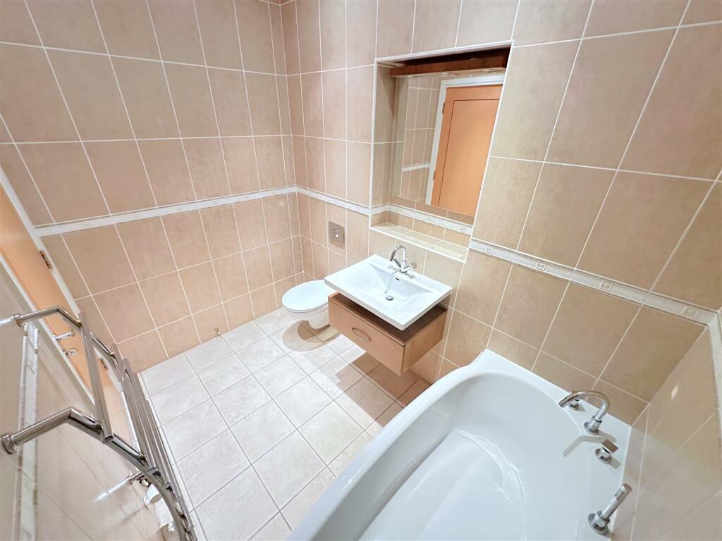 Additional image 7 of Shaddongate, Carlisle