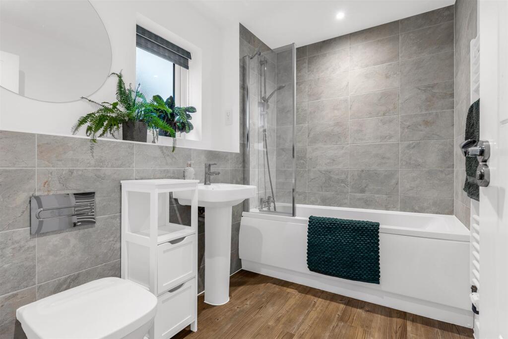 Additional image 20 of Perkins Way, Welwyn Garden City