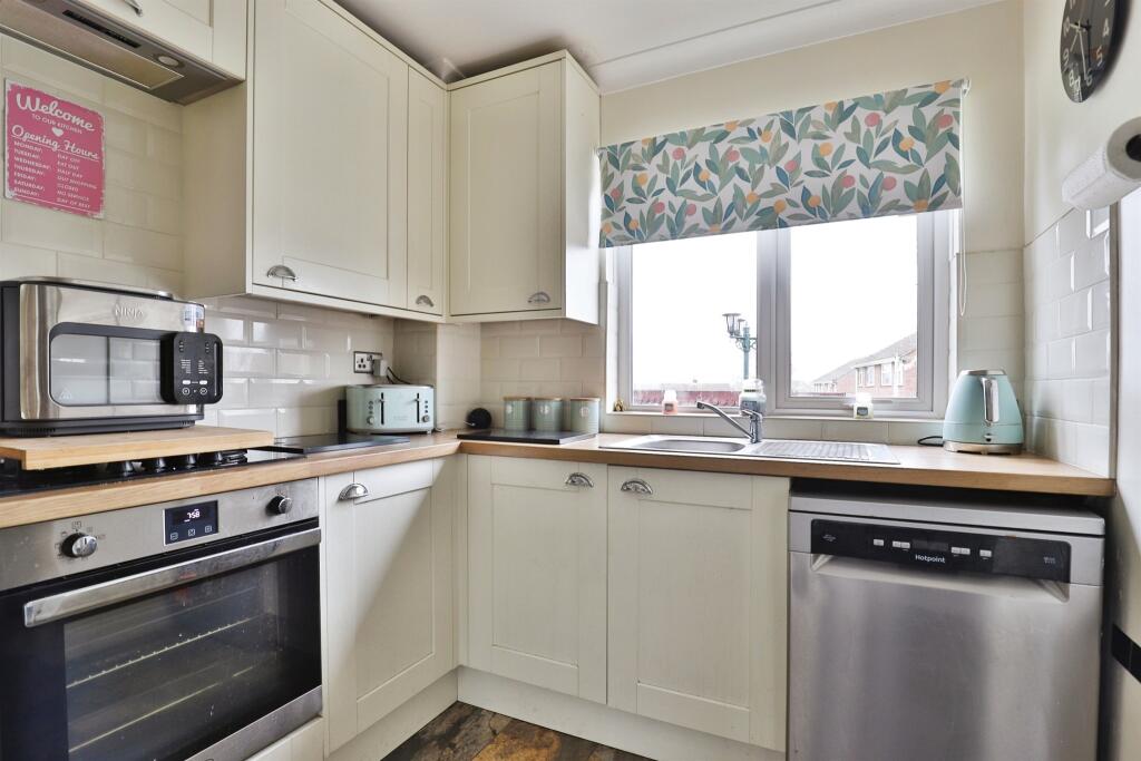 Additional image 4 of Inglesham Way, Poole