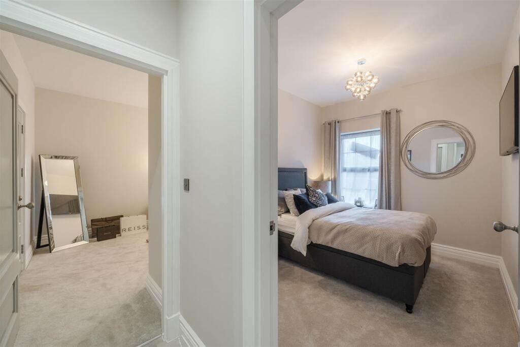 Additional image 21 of Shootersway, Berkhamsted