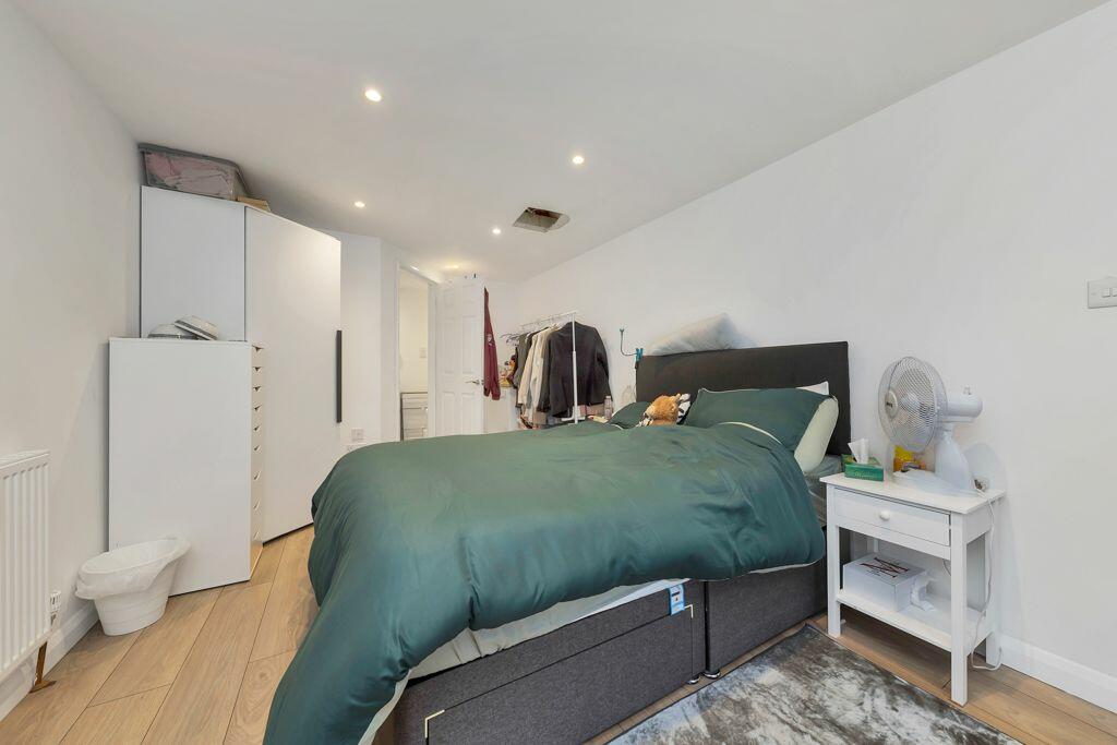 Additional image 12 of Milton Road, Cambridge, CB4 1XL