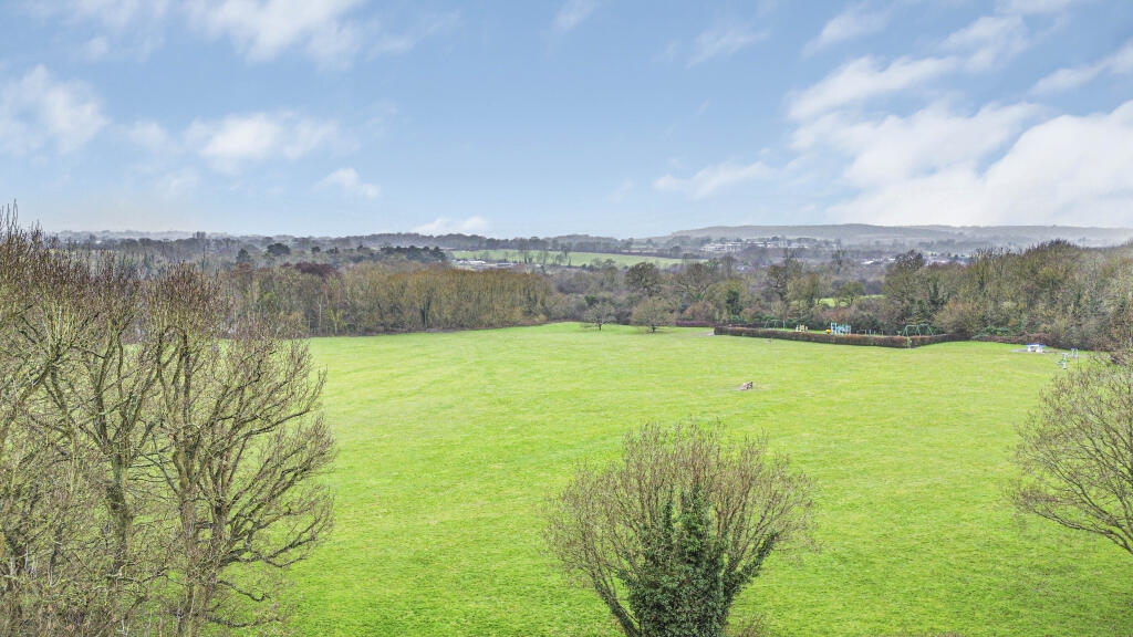 Additional image 27 of The Grove, Brookmans Park, AL9 7RN