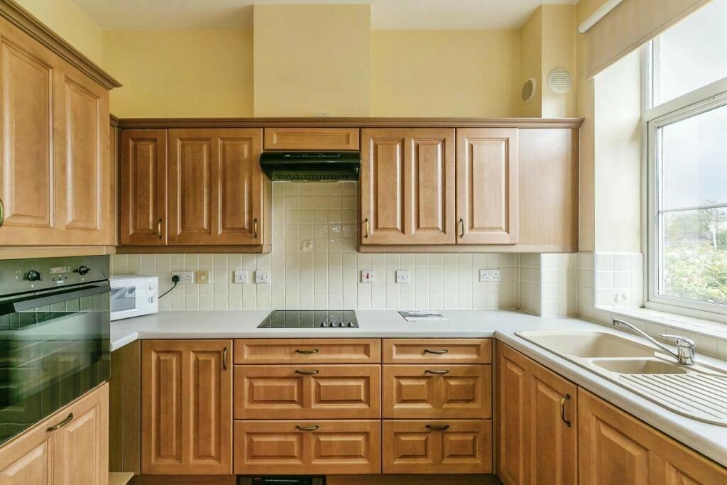 Additional image 13 of 4 Cavendish Court, Sackville Way, Cambourne, Cambridge, CB23 6HB