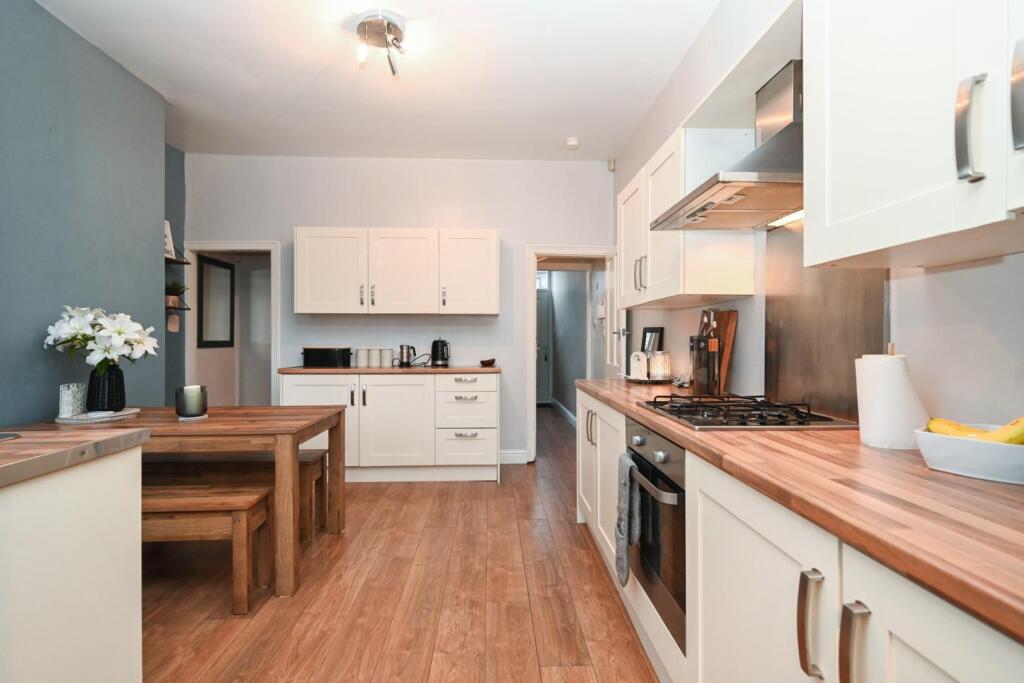 Additional image 4 of Ashgrove, Greengates, Bradford