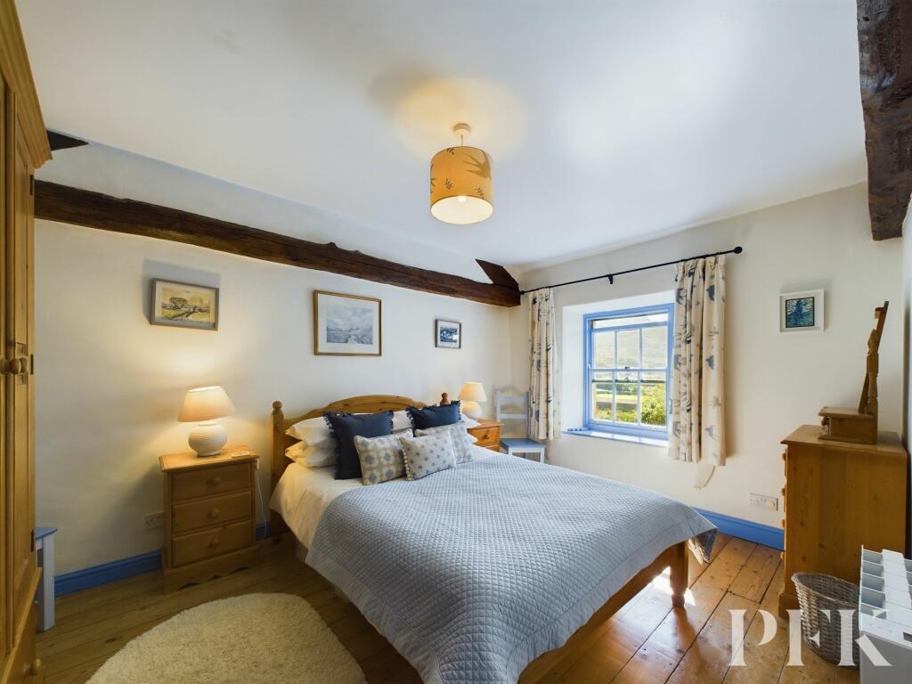 Additional image 14 of Boot, Holmrook, CA19