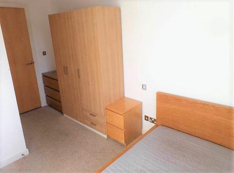 Additional image 8 of Spacious 2 Bedroom first floor Investment property close to University Buildings.