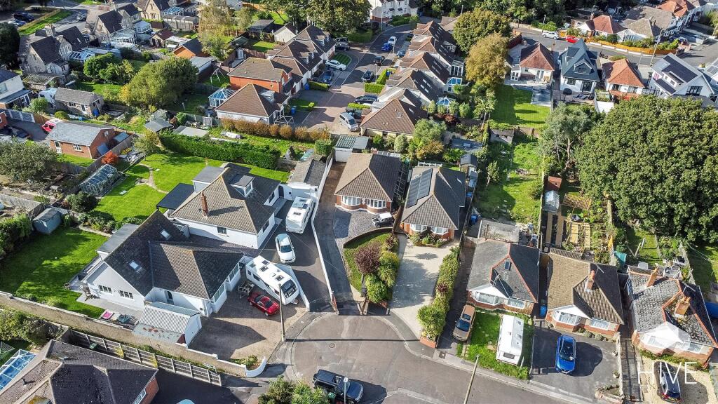 Additional image 11 of Woodlands Crescent, Poole